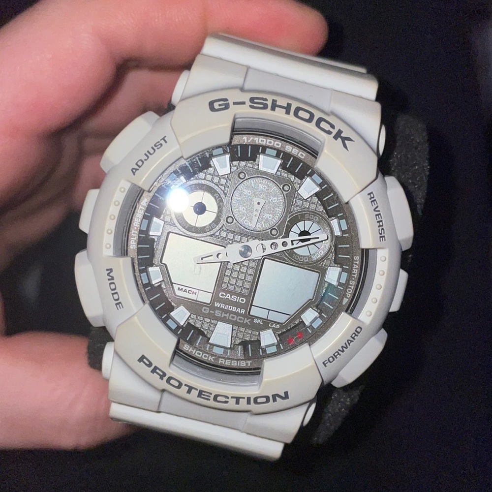 Men’s off white g shock